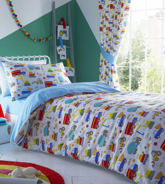 Boys duvet set / curtains digger builder dumper trucks cranes tractors bedding